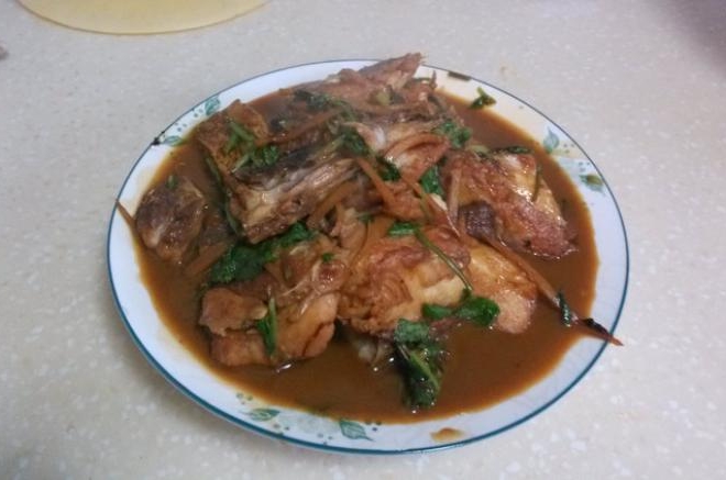红烧鲢鱼