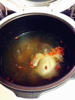 汤煮好之后放盐调味