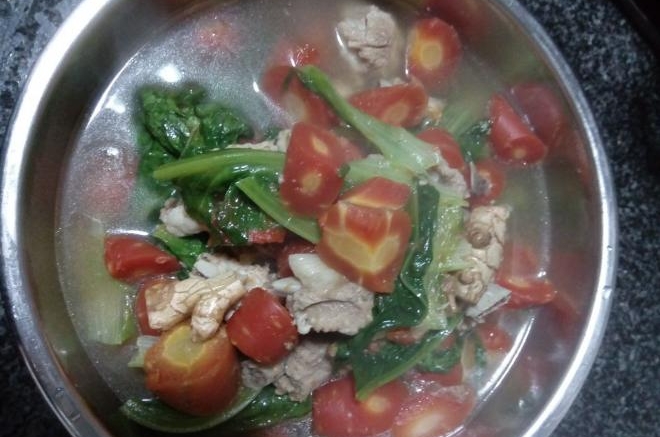 胡萝卜炖鸡