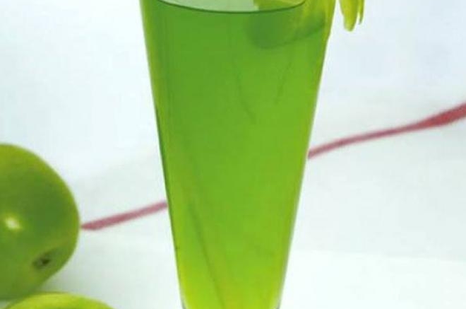 降压经典饮品之 —芹菜苹果汁