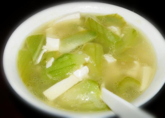丝瓜豆腐汤