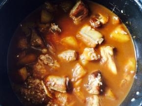 煮好之后拔掉电源，焖15分钟即可出锅