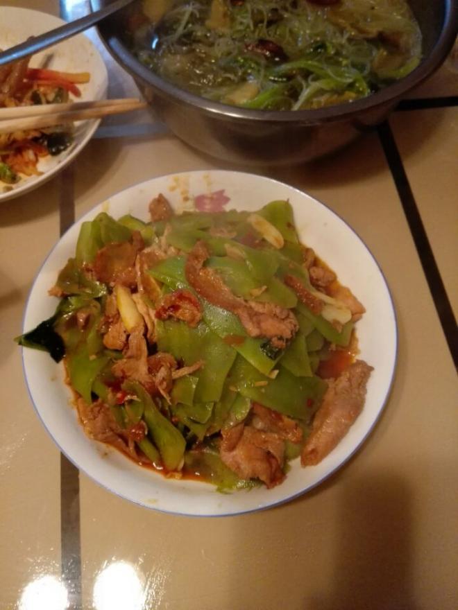 青笋炒肉