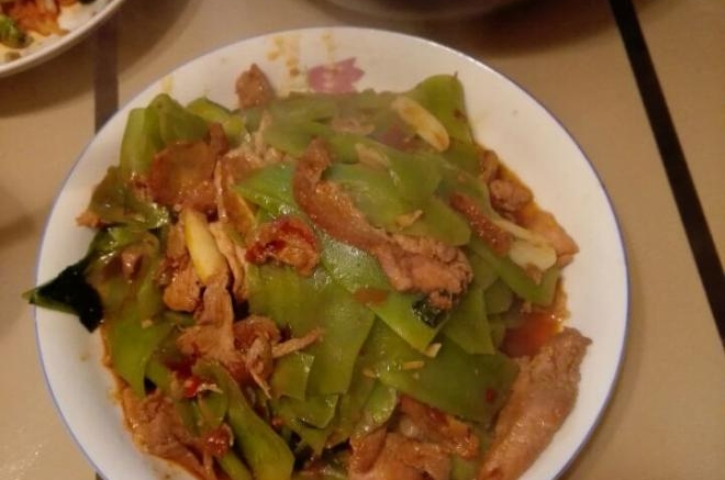 青笋炒肉