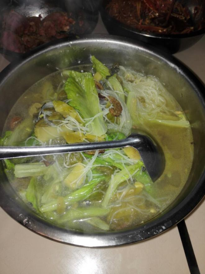 酸菜粉丝汤