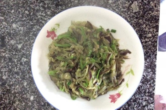 尖椒茄子丝