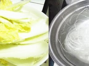 白菜切成片状，粉丝提前用热水泡软