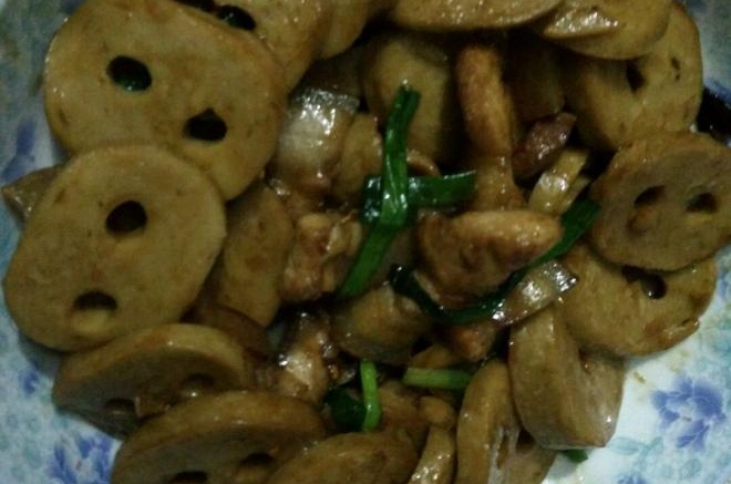 五花肉炒面筋