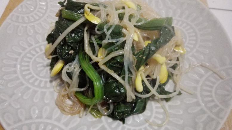 菠菜豆芽拌粉丝