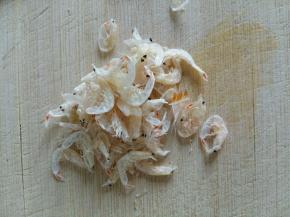 虾米最好也用水洗一遍