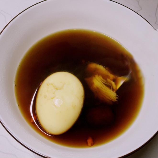 当归鸡蛋红糖水