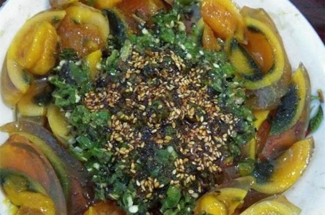 凉拌皮蛋