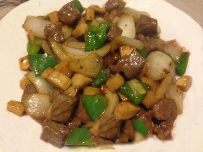 杏鲍菇黑椒牛肉粒