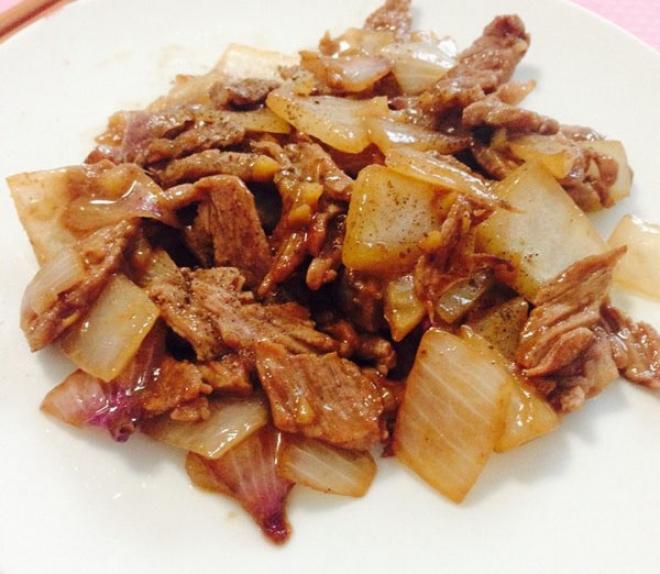 洋葱炒牛肉