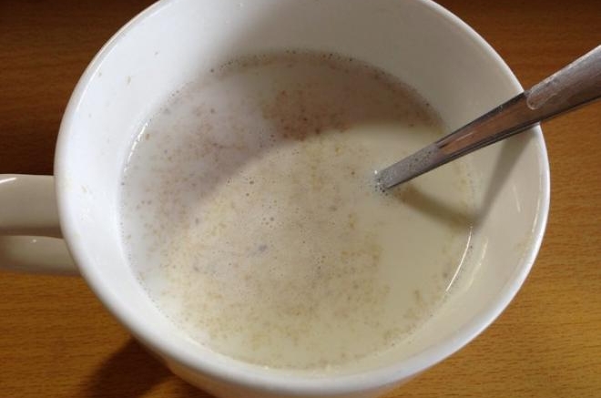 牛奶炖花生银耳