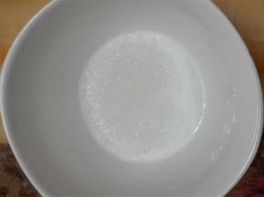 加少许白醋、盐进行调味
