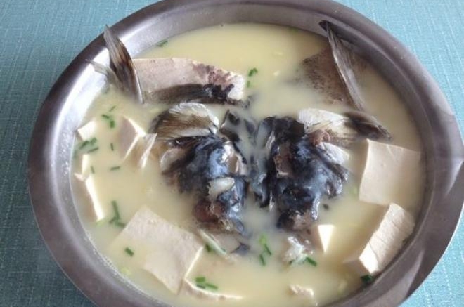 豆腐鱼头汤