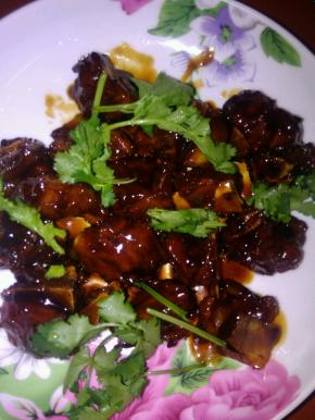 大火收汁起锅装盘