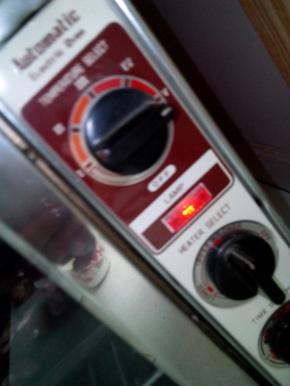 进烤箱烤40分钟，期间要翻动翻动，烤好后确保没有任何异味