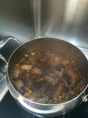 大火煮开然后转小火煮一个半小时出锅