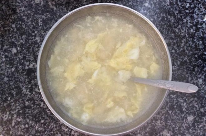 面疙瘩醪糟蛋花汤