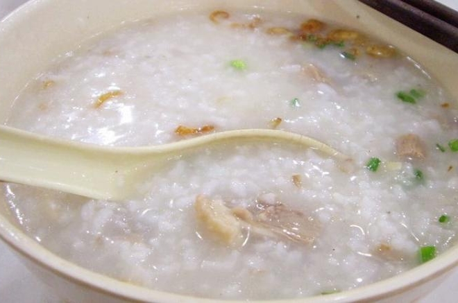 姜丝鸭肉粥