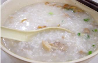 可以加点盐或胡椒粉调味