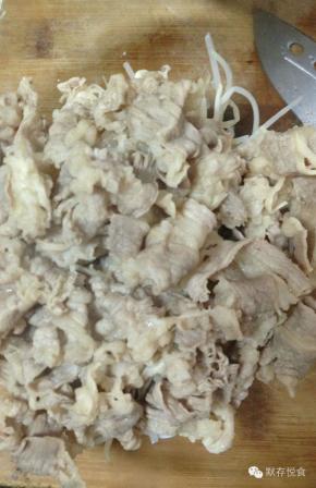 肥牛焯水沥干水分