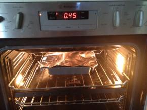 烤15分钟取出，吃的时候可以撒上黑椒汁