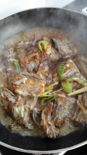 大火炖开转至中火收汁