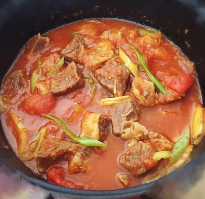 番茄牛腩煲