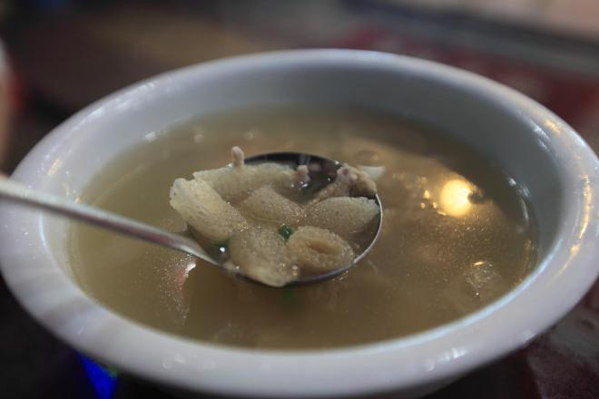 竹荪山药排骨汤