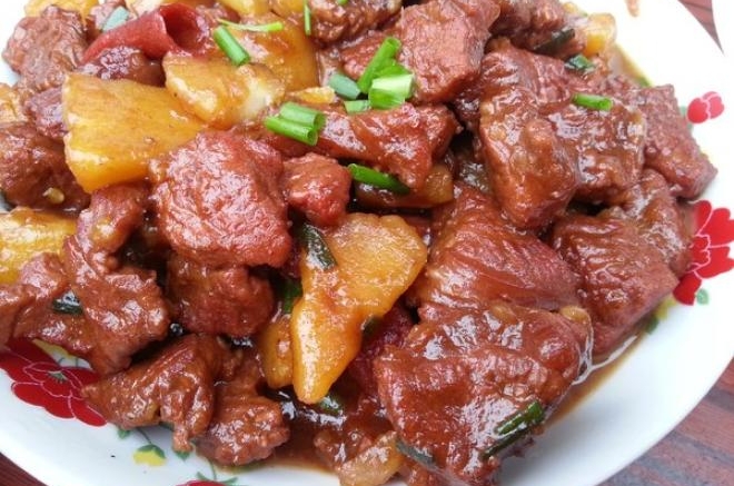 红烧牛腩