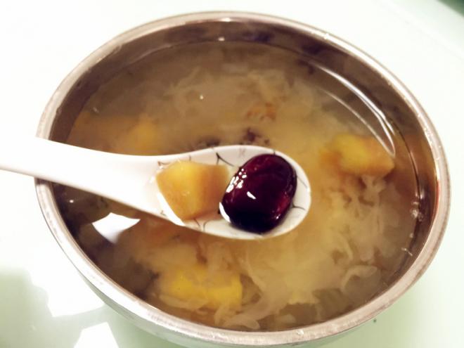 冰糖银耳汤