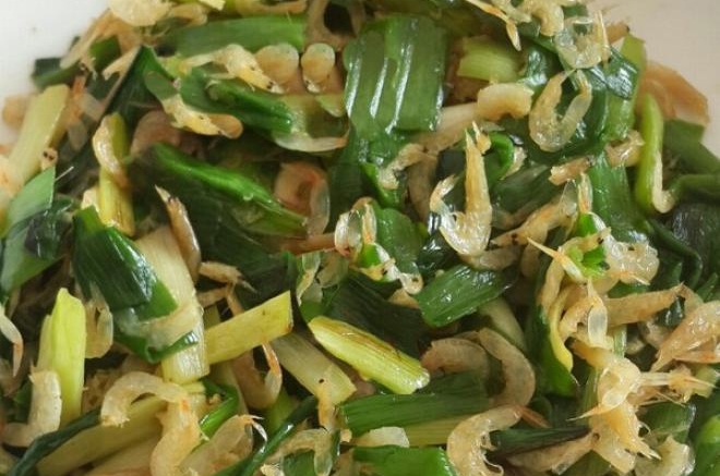 虾皮炒韭菜