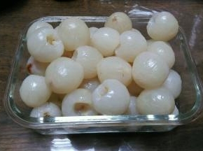 荔枝剥开外壳