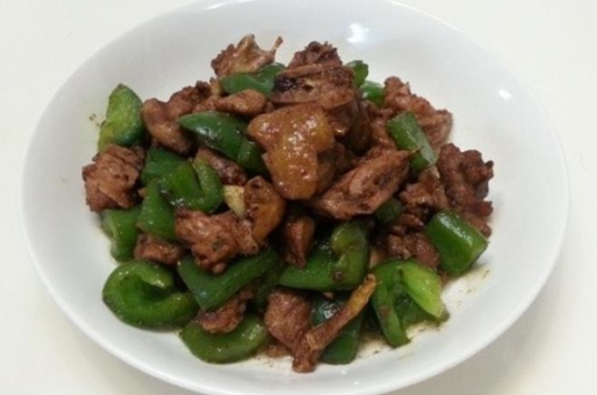 青椒炒鸭肉