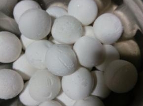 汤圆从冰箱里拿出来备用