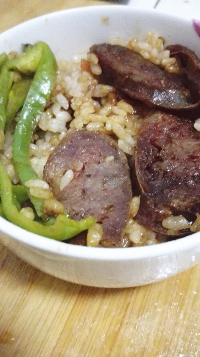 电饭锅版腊肠煲仔饭