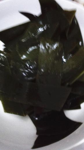 洗好的海带控水沥干