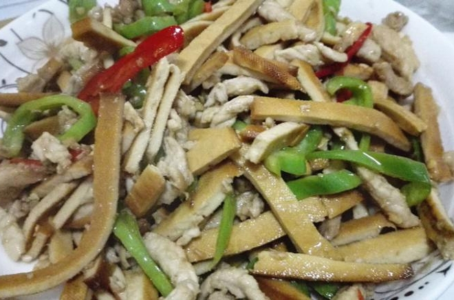 双椒炒豆干