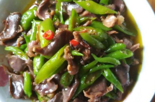青椒炒鸭胗