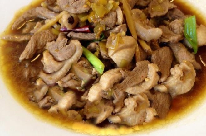 泡椒炒鸭肉