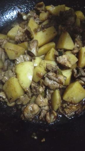 大火收汁就可以装盘出锅