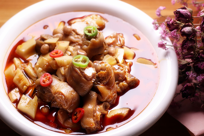 专业烹饪|20年厨龄师傅教你如何做猪蹄！