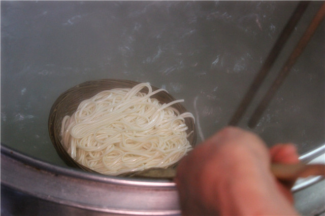 专业烹饪|如何做一碗能点燃的宜宾燃面！