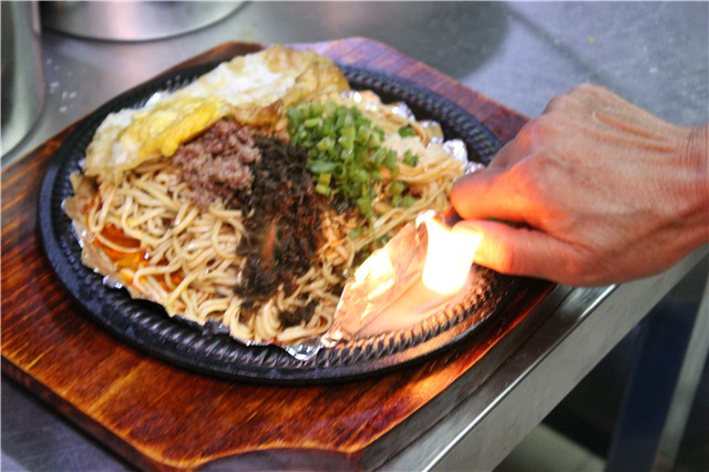 专业烹饪|如何做一碗能点燃的宜宾燃面！