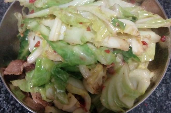 卷心菜回锅肉