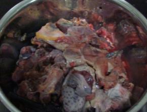 老母鸡洗净切块