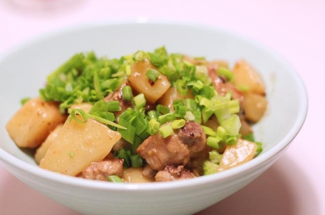 土豆烧排骨